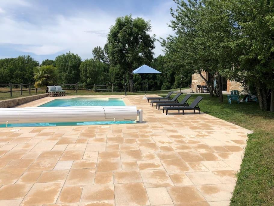 Country House With Swimming Pool Le Moulinas Saint-Salvadou Exterior foto